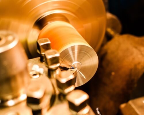 62fba881f29582625b8a16c4_what is a lathe