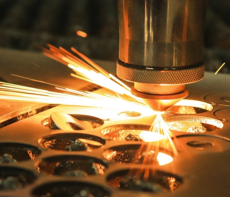 laser-cut-metal-4373878_1280 laser-cut-metal-4373878_1280